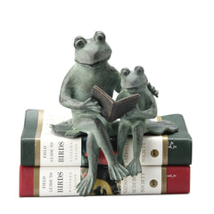 Frog Parent and Kid Reading Shelf Sitter