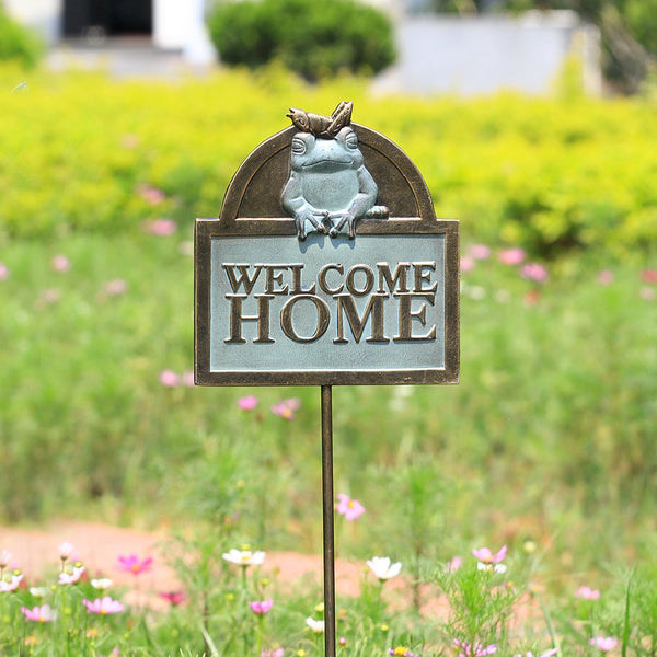 Frog and Cricket Welcome Home Sign