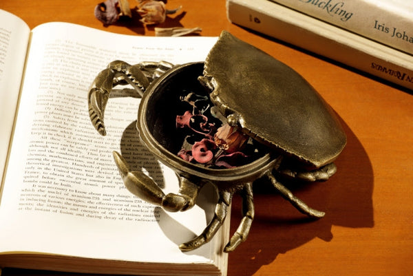 Crab Box - Seven Dolphins